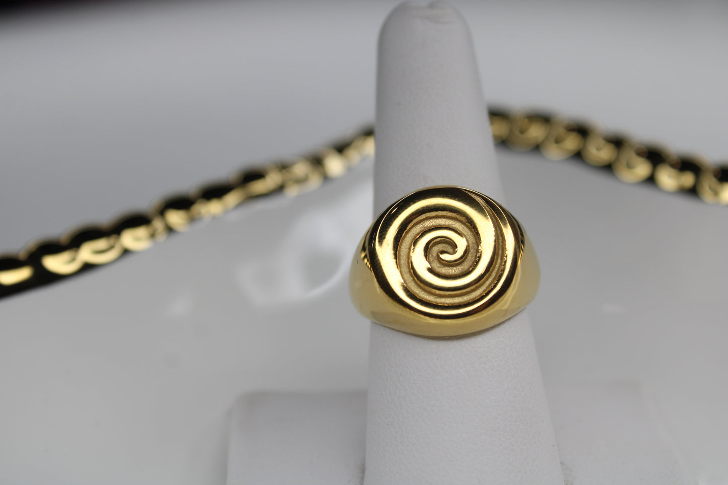 Caracol Ring