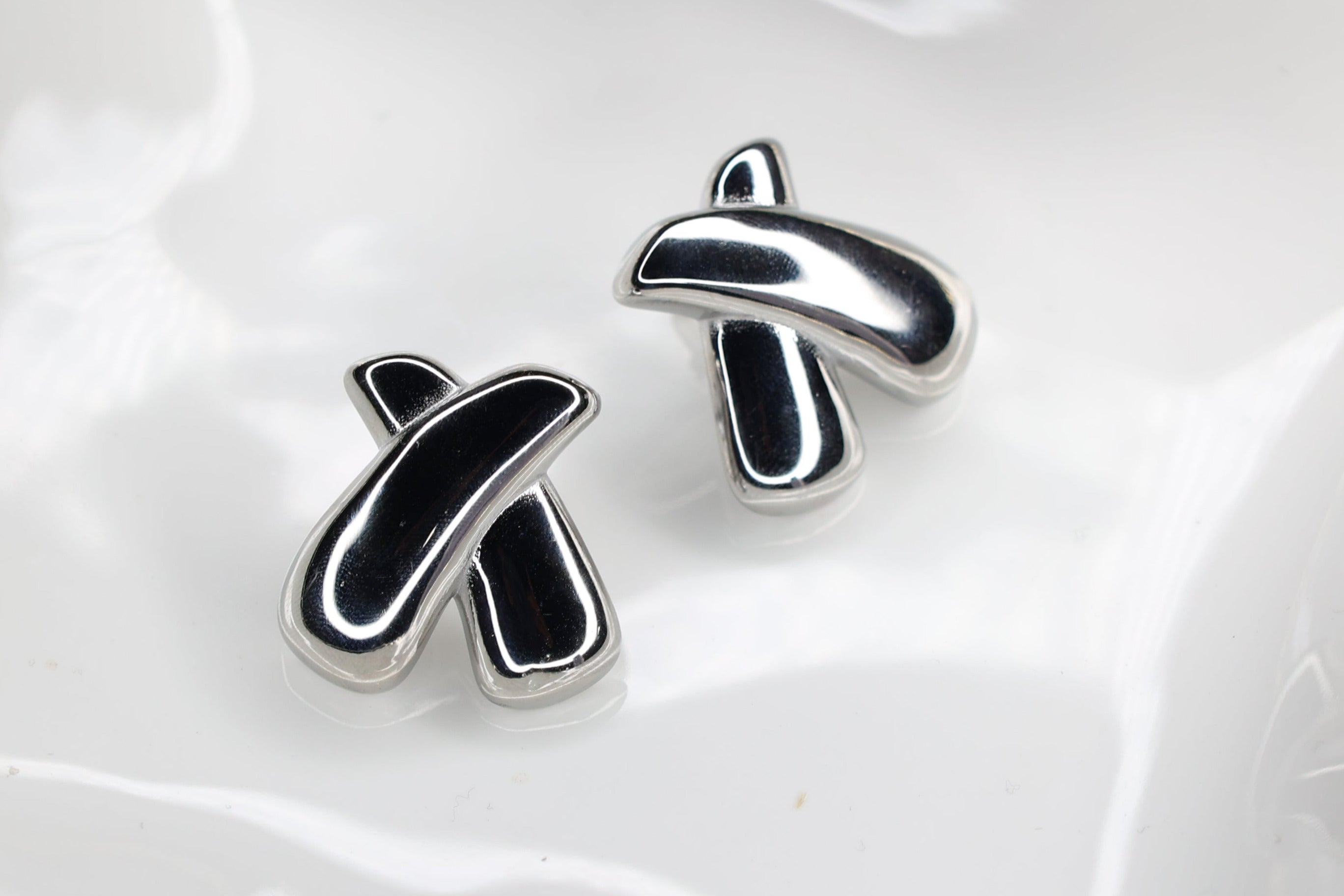 XOXO Earrings