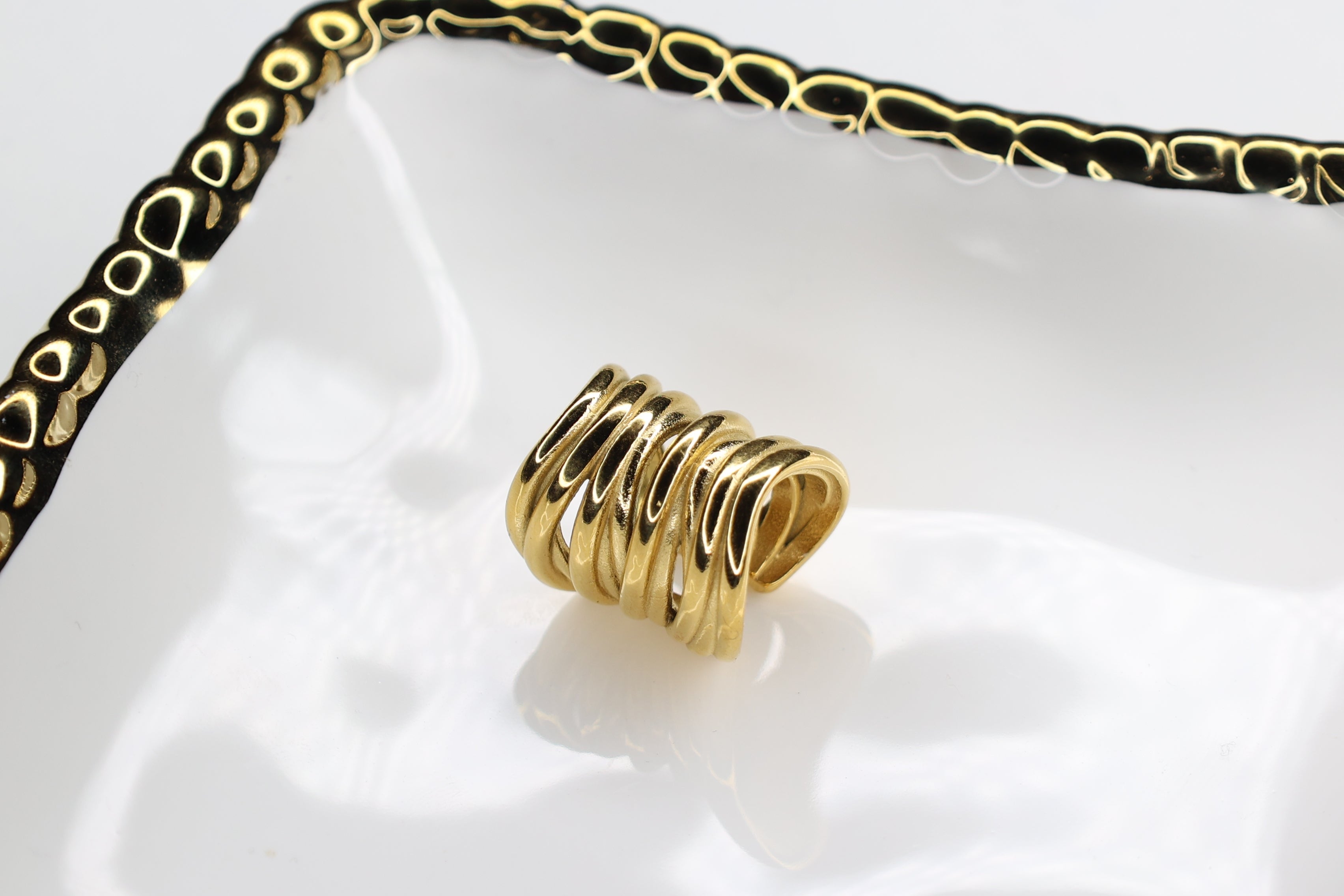 Cleo Ear Cuff