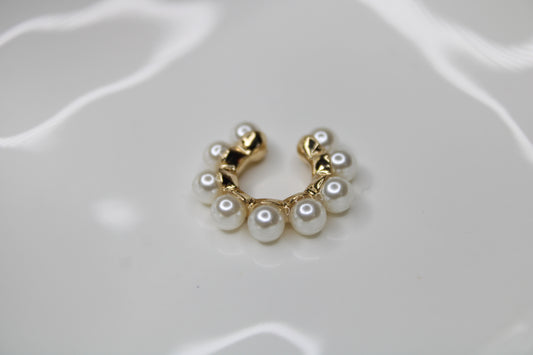 Pearly Ear cuff